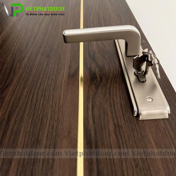 Top Mẫu Cửa Nhựa Giả Gỗ Mới Nhất 2026: Đột Phá Phong Cách Nội Thất Từ Meta Corp Bề mặt cửa nhựa giả gỗ composite chạy chỉ nhôm