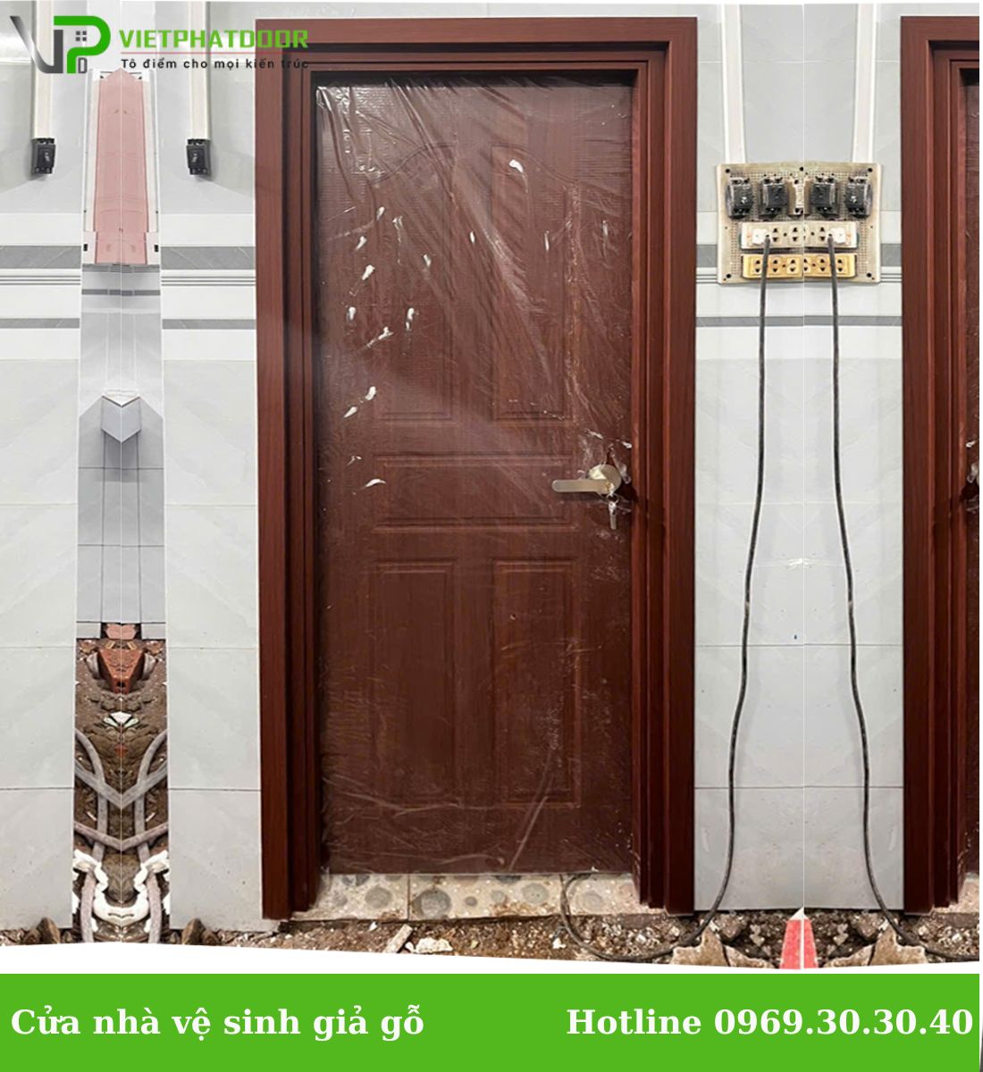 Mẫu cửa nhà vệ sinh nhà tắm mới nhất 2025 Cua-nha-ve-sinh-gia-go-1