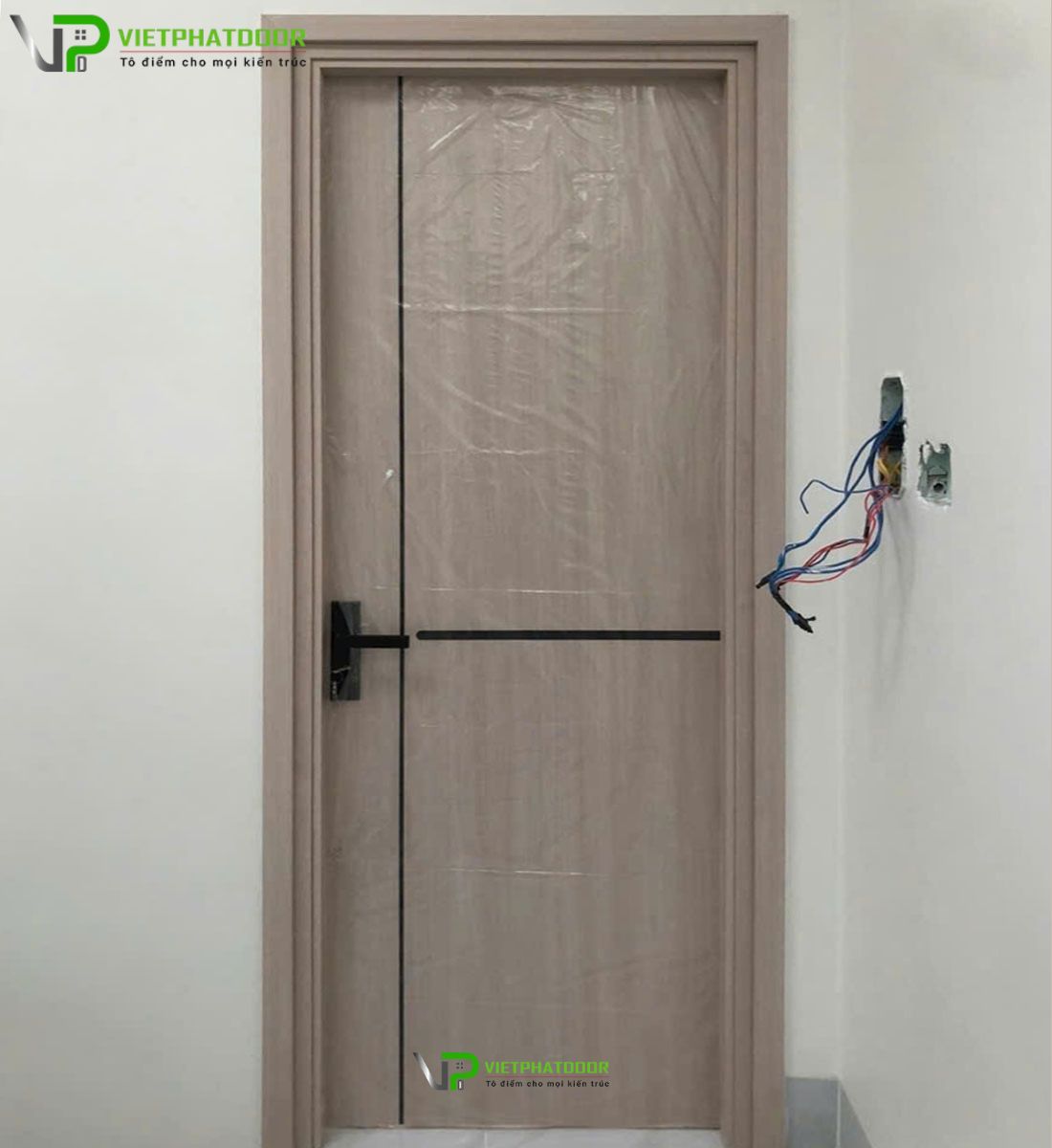 Cửa nhựa composite E01 - CNC