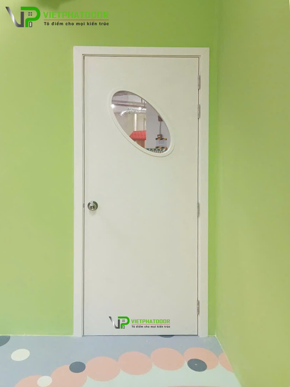 Bàn giao báo giá cửa nhựa giả gỗ composite tại Gò Vấp Cua-nhua-gia-go-composite-kinh-o-van