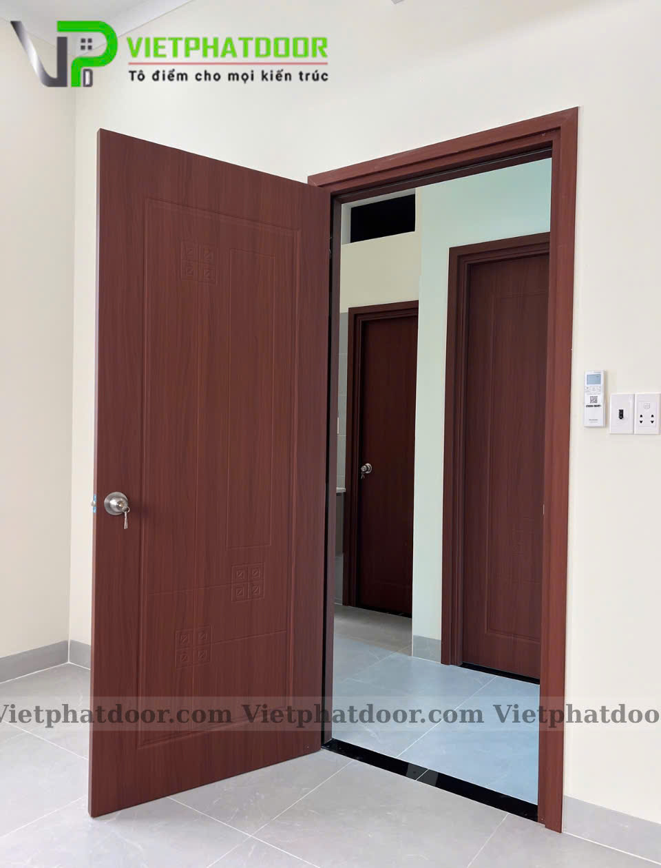 Cửa Nhựa Giả Gỗ Composite Meta Corp Tại Thuận An, Bình Dương cua-nhua-gia-go-Viet-Phat