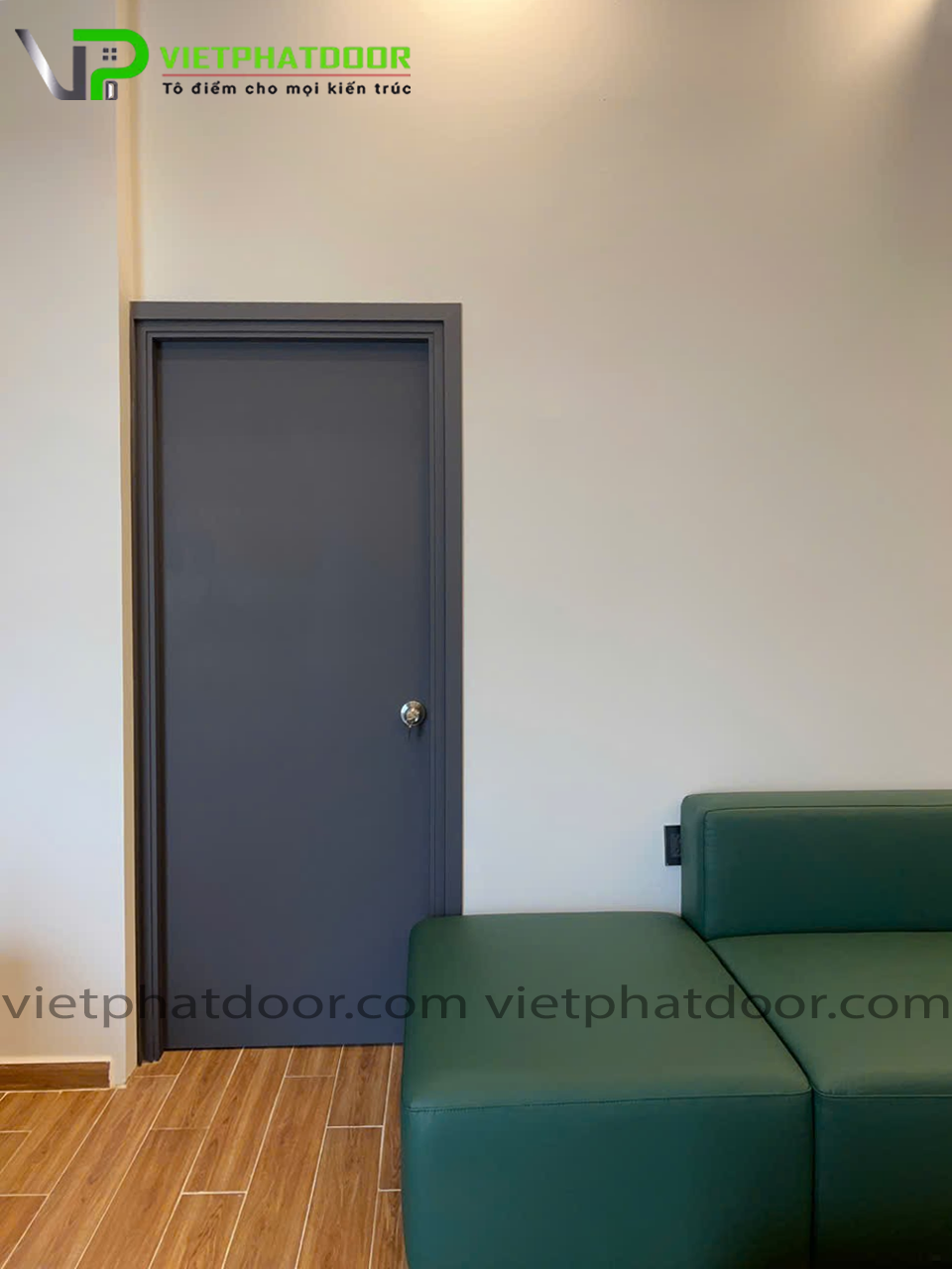 Meta Corp Bàn Giao Cửa Nhựa Giả Gỗ Composite Tại Quận 2 cua-nhua-gia-go