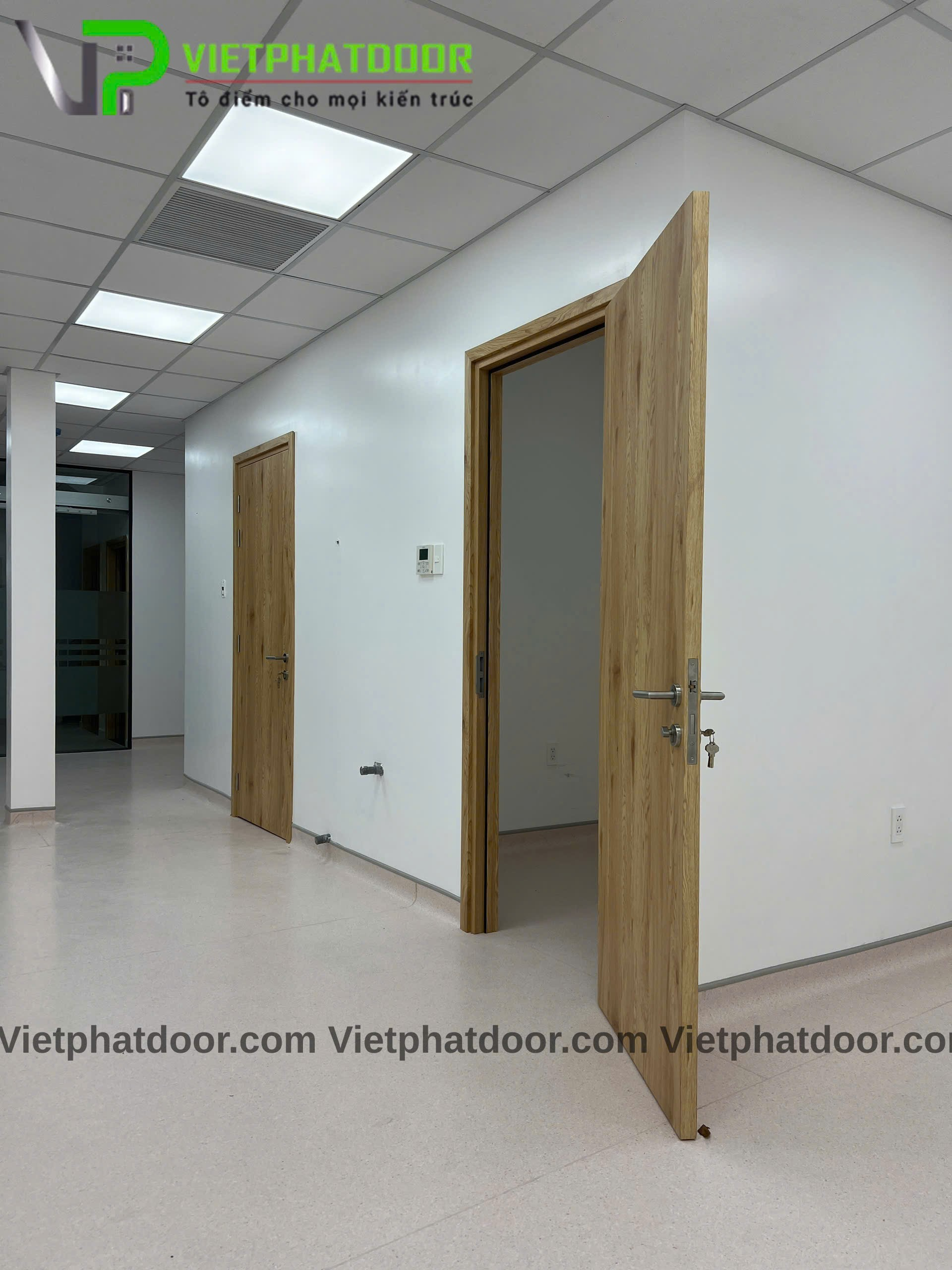 Cửa Nhựa Giả Gỗ Composite Việt Phát 2026: Xu Hướng, Báo Giá & Đánh Giá Chuyên Sâu cửa nhựa composite Việt Phát